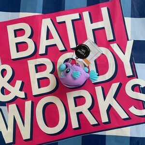 NWT Bath & Body Works Light-up Anglerfish Pocketbac Holder